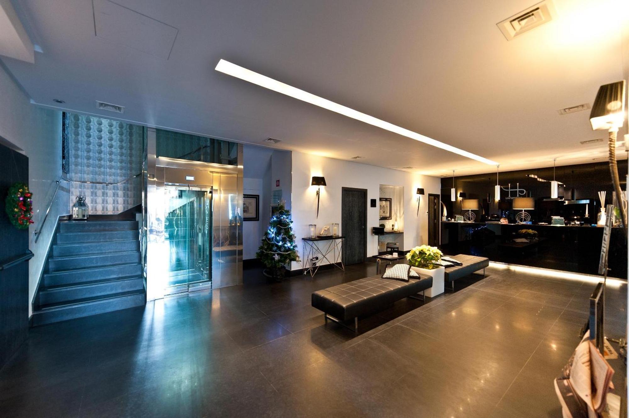 Lhp Hotel Santa Margherita Palace & Spa Santa Margherita Ligure Zewnętrze zdjęcie The interior of the hotel